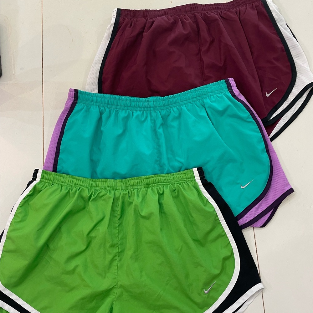 Lot of 3 Women’s Nike Tempo shorts.